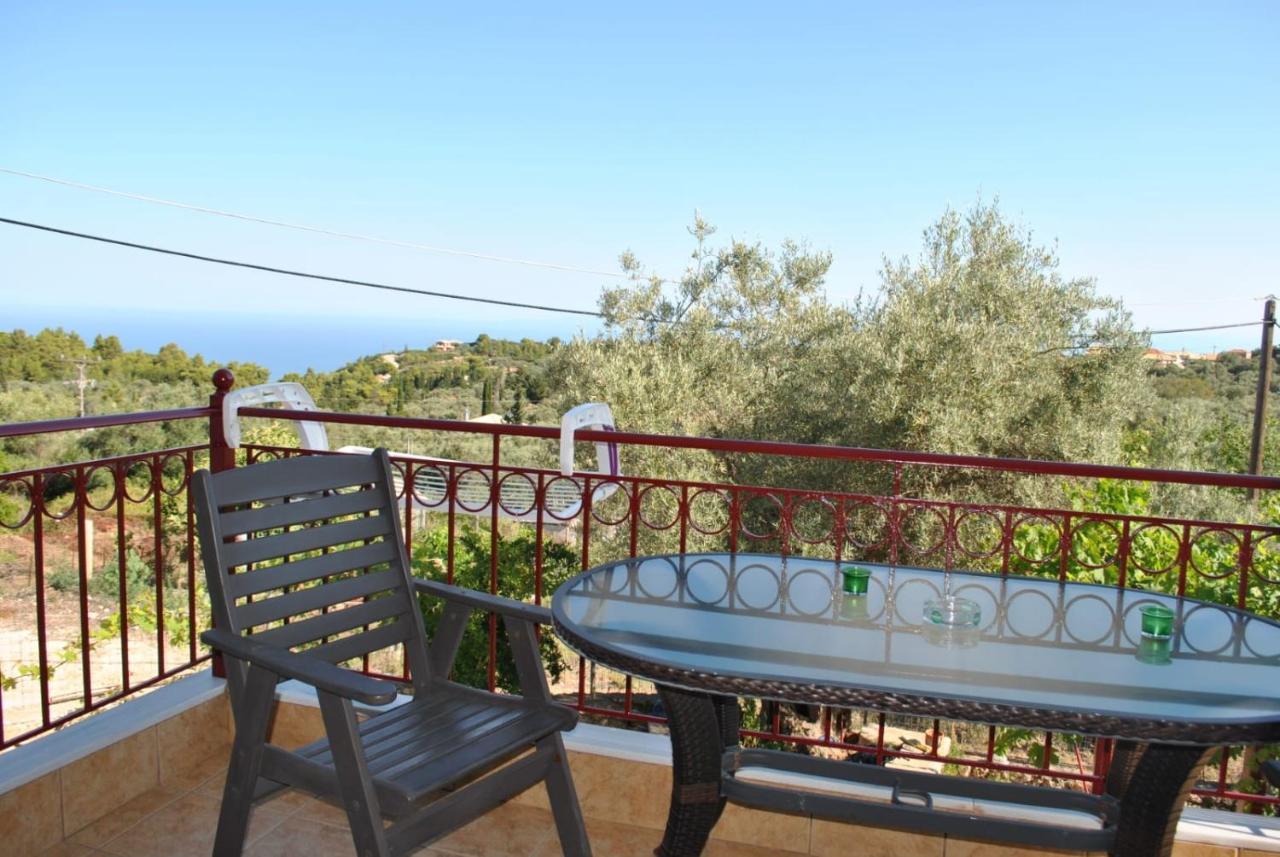 Monika Lefkada Hotel Tsoukaládhes Екстериор снимка