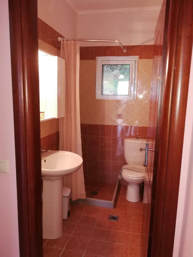 Monika Lefkada Hotel Tsoukaládhes Екстериор снимка