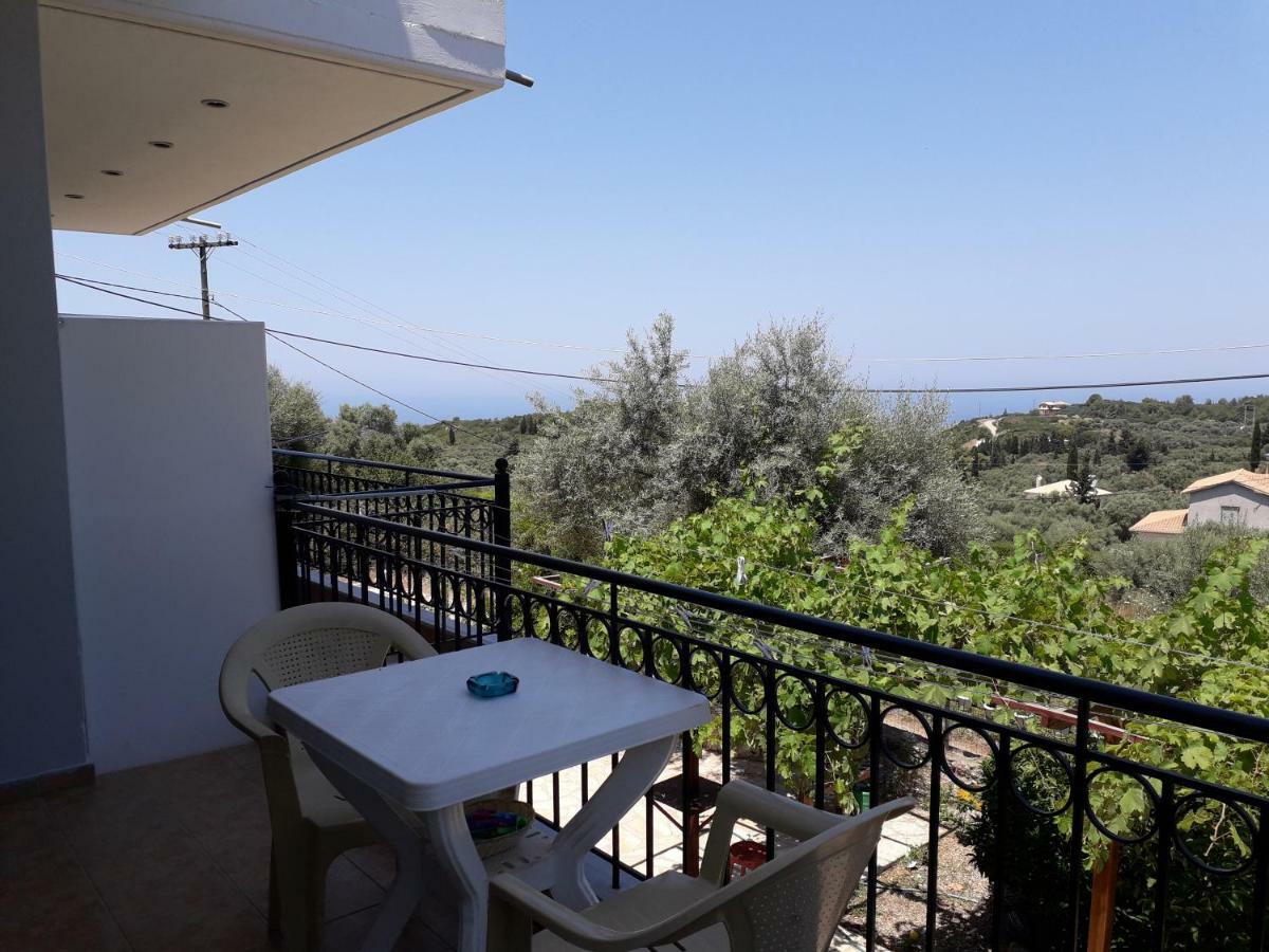 Monika Lefkada Hotel Tsoukaládhes Екстериор снимка